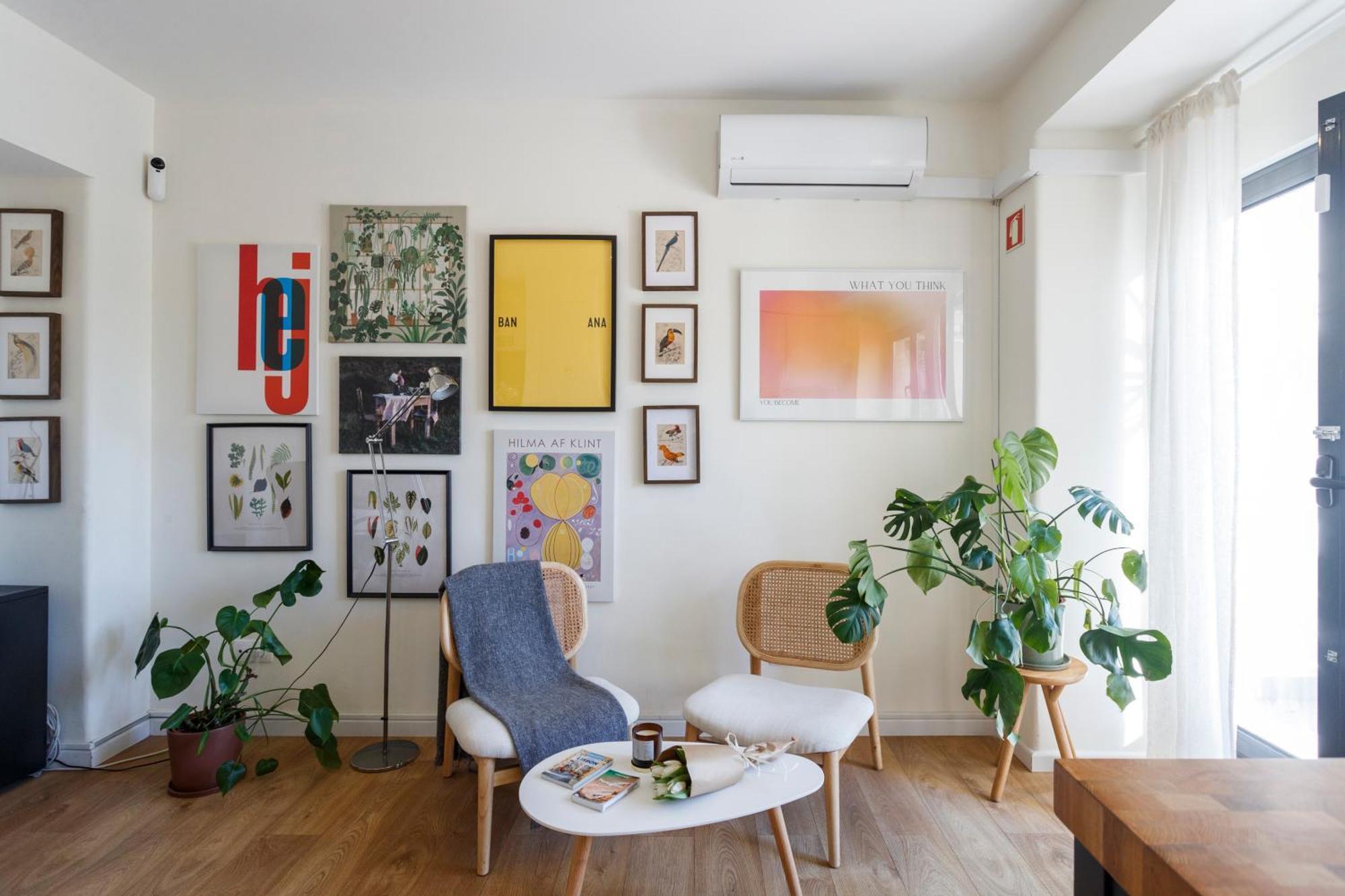 Pop The Cork In By Misha's Place 5b