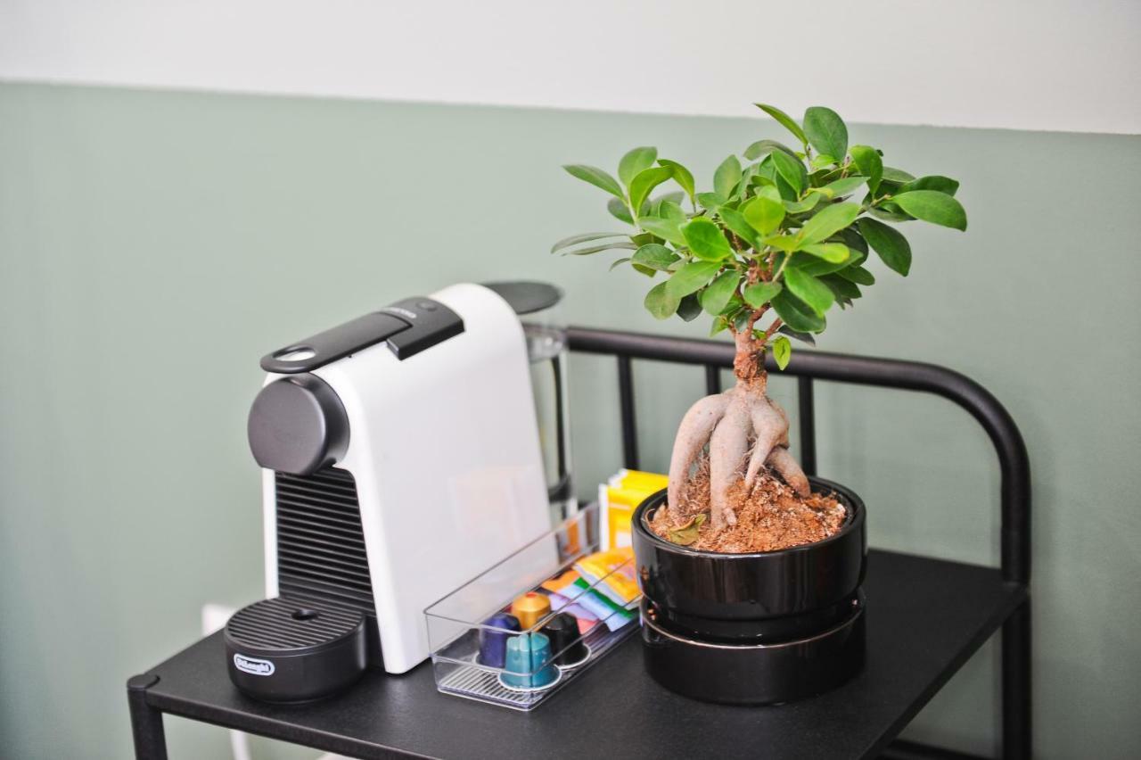 Apartment Pop The Cork In By Misha's Place 5b